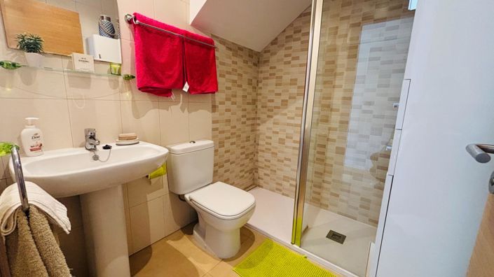 Image No.10-2 Bed Apartment for sale