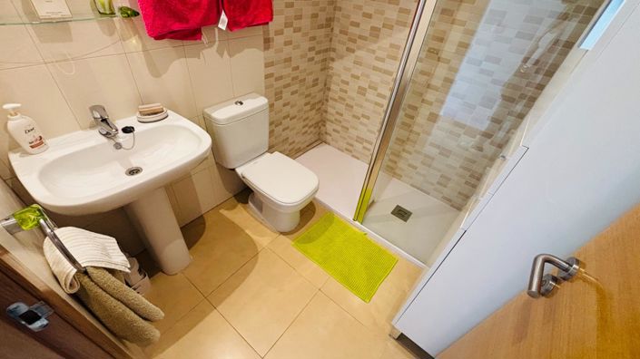 Image No.11-2 Bed Apartment for sale