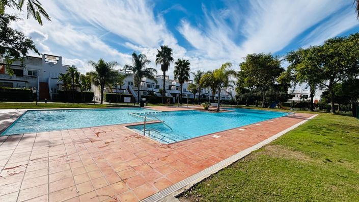 Image No.25-2 Bed Apartment for sale