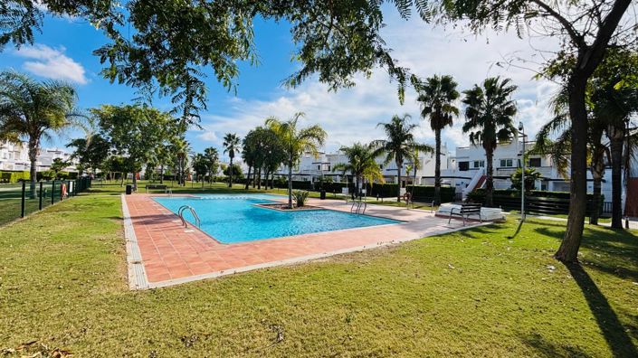 Image No.26-2 Bed Apartment for sale