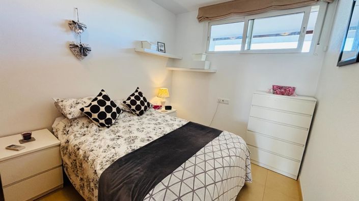 Image No.16-2 Bed Apartment for sale