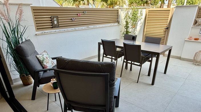 Image No.13-3 Bed Property for sale