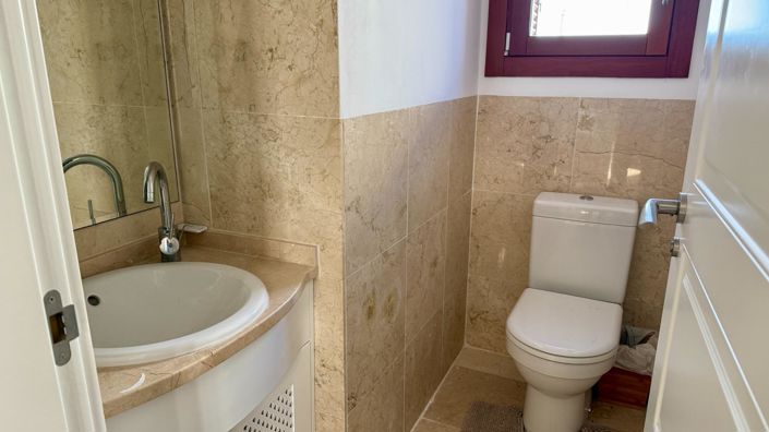 Image No.30-3 Bed Villa for sale