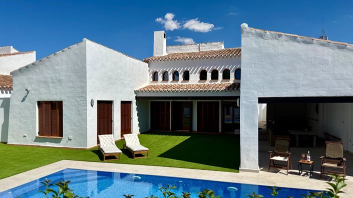 Image No.7-3 Bed Villa for sale