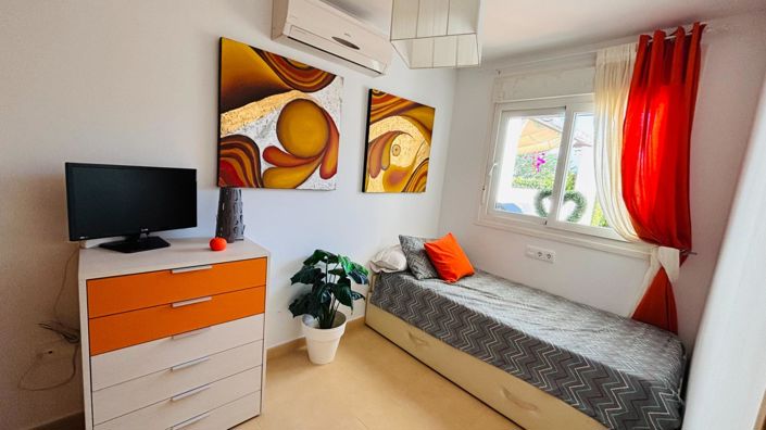 Image No.9-2 Bed Apartment for sale