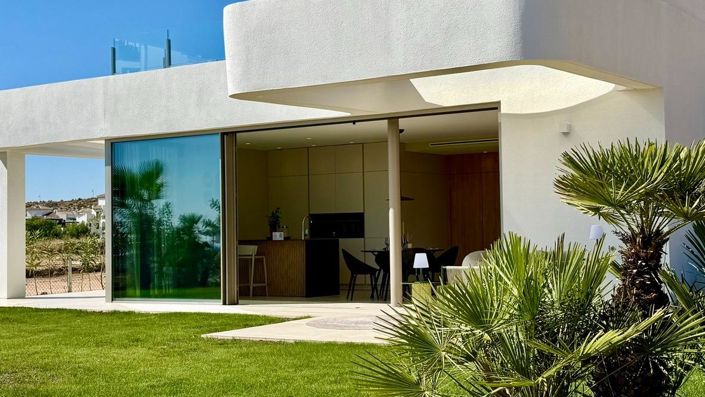 Image No.4-3 Bed Villa for sale