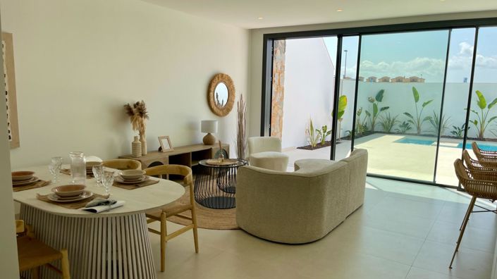 Image No.2-3 Bed Villa for sale