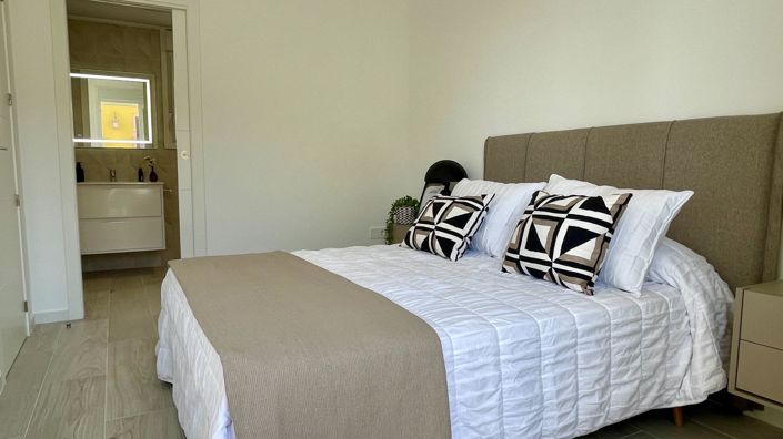 Image No.7-3 Bed Villa for sale