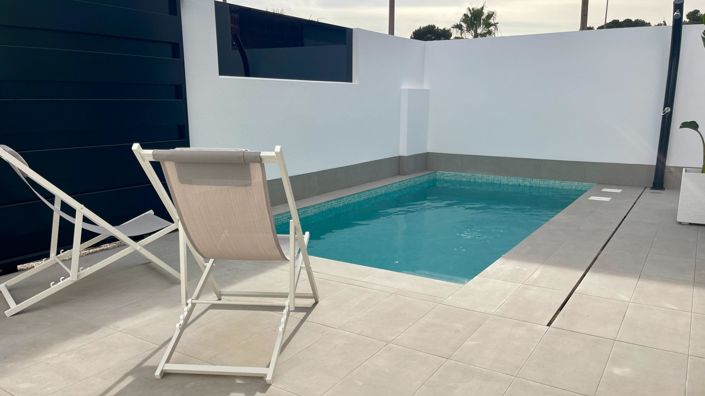 Image No.5-3 Bed Villa for sale