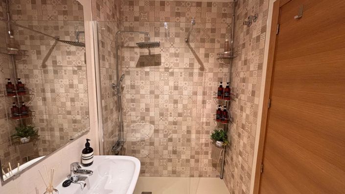 Image No.10-2 Bed Apartment for sale