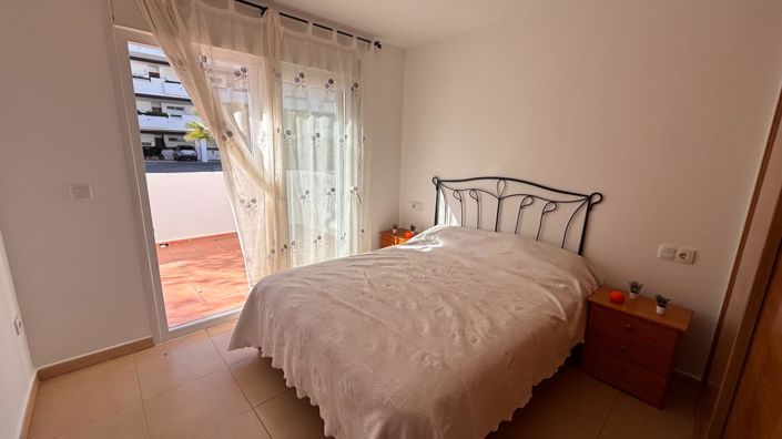 Image No.11-3 Bed Apartment for sale