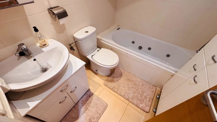 Image No.12-2 Bed Apartment for sale