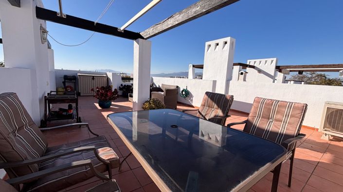 Image No.20-2 Bed Apartment for sale