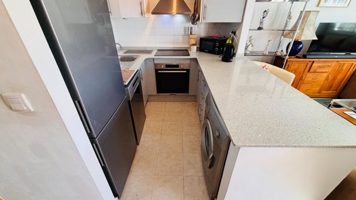 Image No.8-2 Bed Apartment for sale