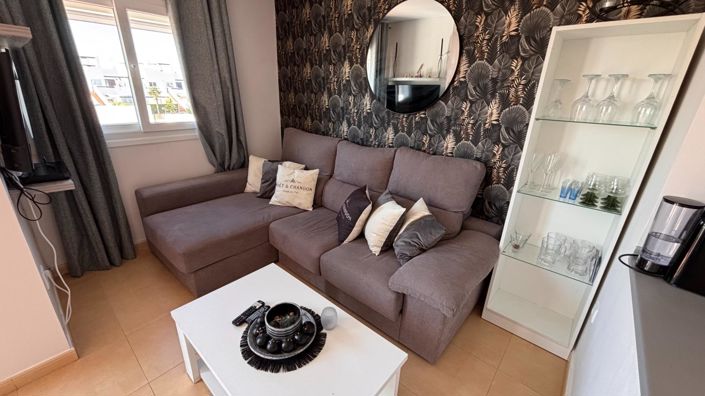 Image No.12-2 Bed Apartment for sale