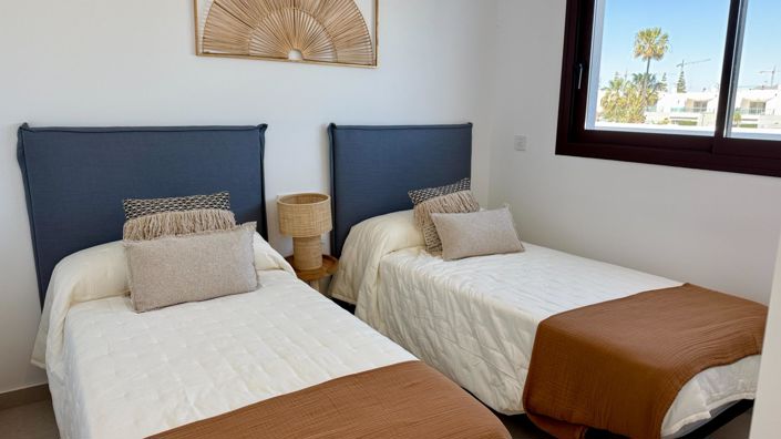 Image No.9-3 Bed Apartment for sale