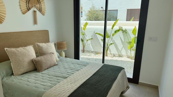 Image No.10-3 Bed Apartment for sale