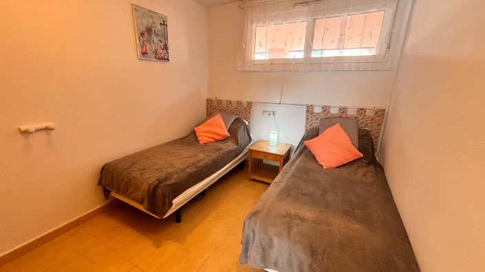 Image No.11-2 Bed Apartment for sale