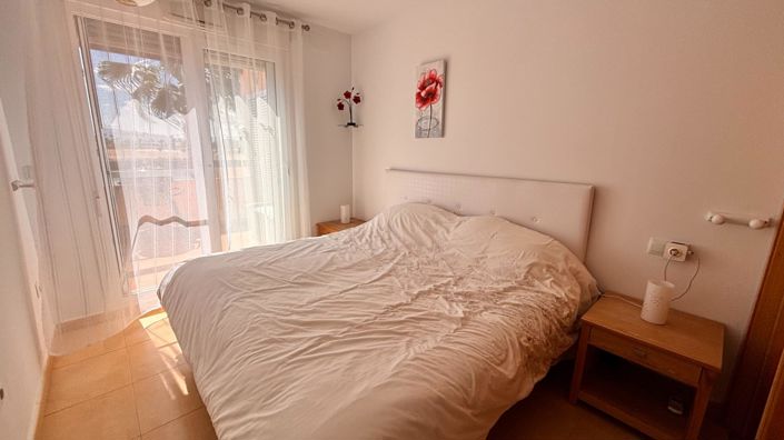 Image No.19-2 Bed Apartment for sale