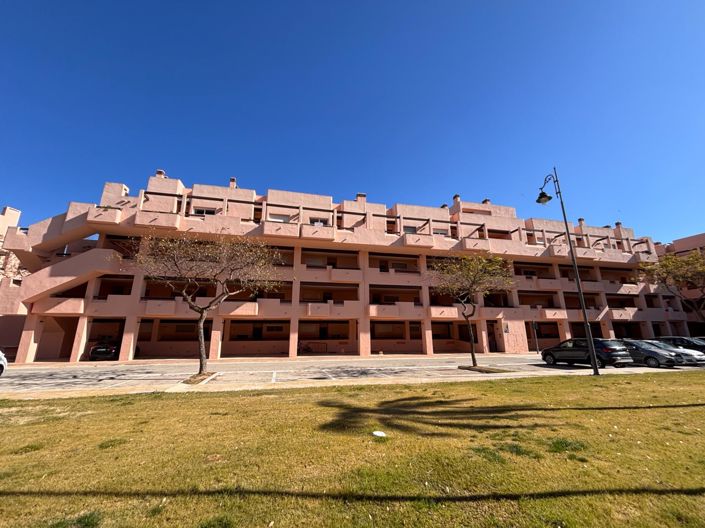 Image No.25-2 Bed Apartment for sale