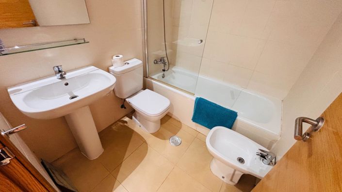 Image No.19-2 Bed Apartment for sale