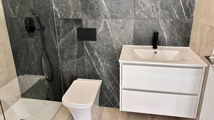 Image No.12-2 Bed Apartment for sale