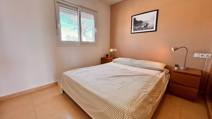 Image No.10-2 Bed Apartment for sale