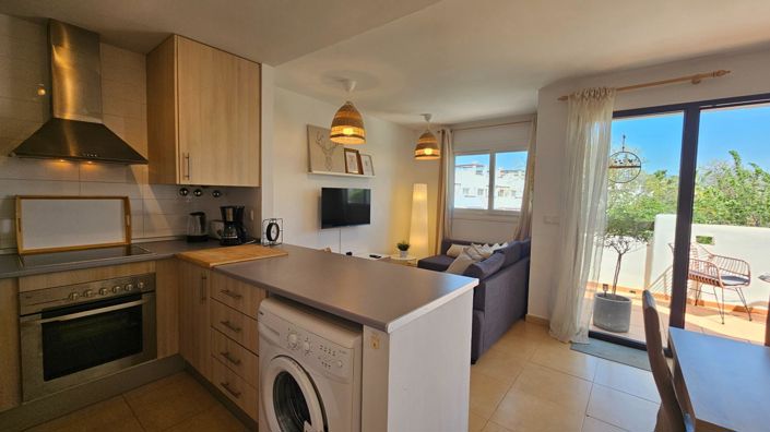 Image No.12-2 Bed Apartment for sale