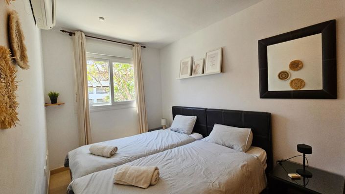 Image No.17-2 Bed Apartment for sale