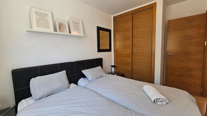 Image No.18-2 Bed Apartment for sale