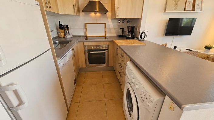 Image No.20-2 Bed Apartment for sale
