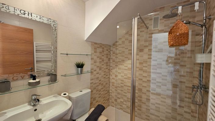 Image No.21-2 Bed Apartment for sale
