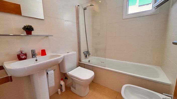 Image No.19-2 Bed Apartment for sale