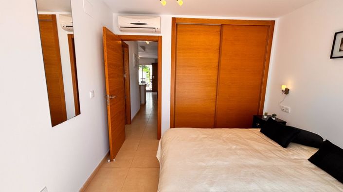 Image No.24-2 Bed Apartment for sale
