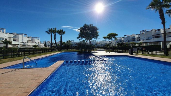 Image No.20-3 Bed Apartment for sale