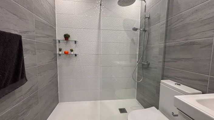Image No.9-3 Bed Apartment for sale