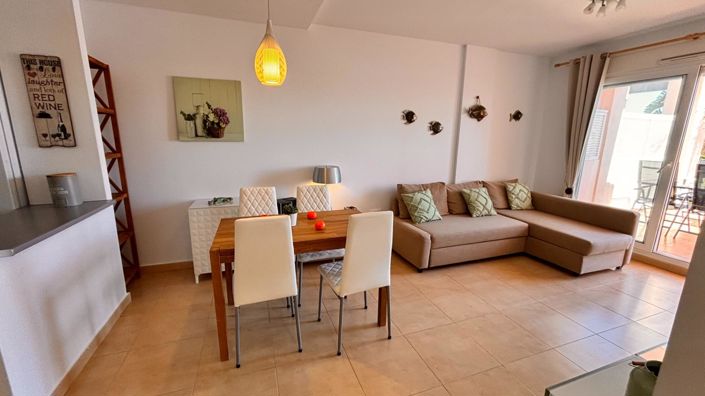 Image No.17-2 Bed Apartment for sale