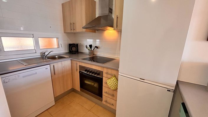 Image No.20-2 Bed Apartment for sale