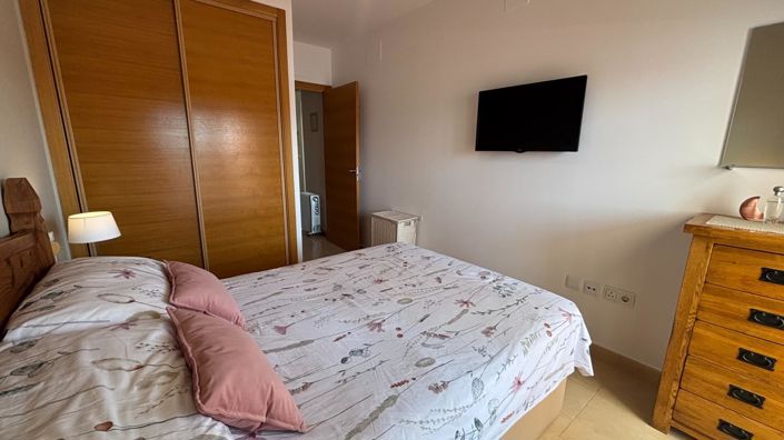 Image No.16-2 Bed Apartment for sale