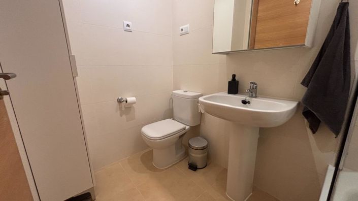 Image No.18-2 Bed Apartment for sale