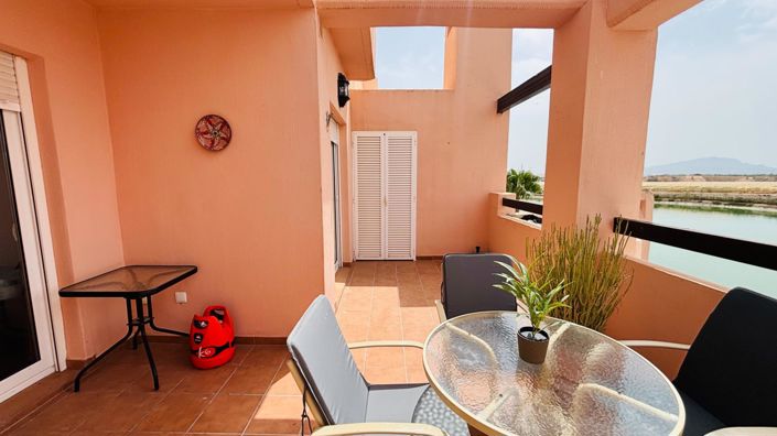Image No.20-2 Bed Apartment for sale