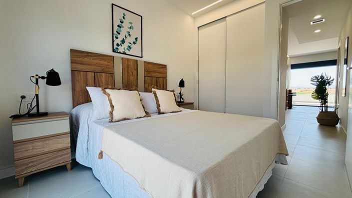 Image No.11-2 Bed Apartment for sale