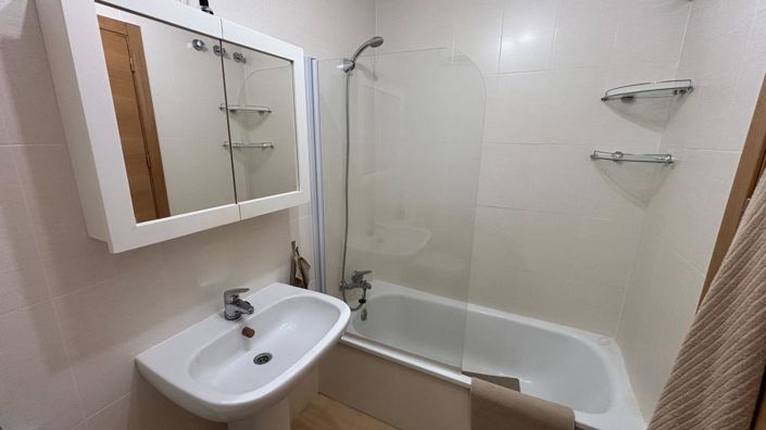 Image No.17-2 Bed Apartment for sale