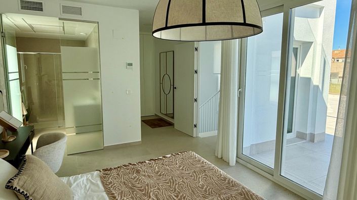 Image No.23-3 Bed Villa for sale