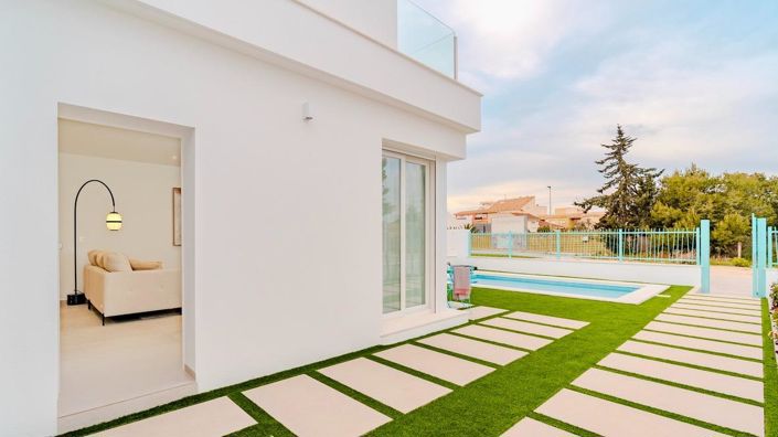 Image No.9-3 Bed Villa for sale