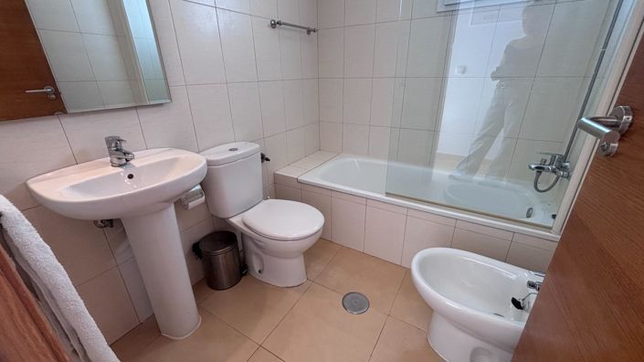 Image No.10-2 Bed Apartment for sale