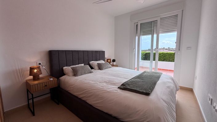 Image No.16-2 Bed Apartment for sale