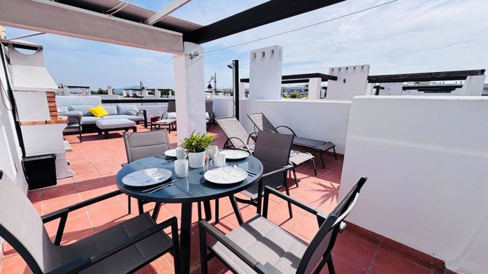 Image No.21-2 Bed Apartment for sale