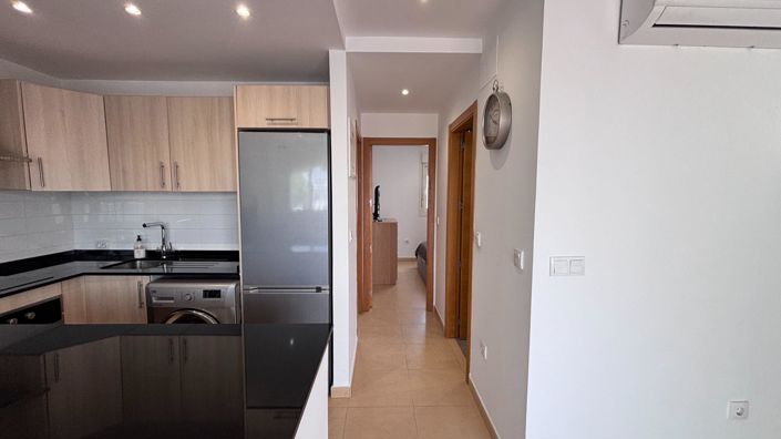 Image No.8-2 Bed Apartment for sale