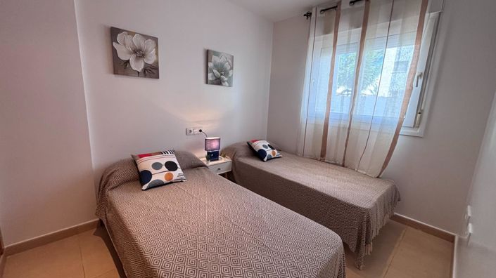 Image No.10-3 Bed Apartment for sale